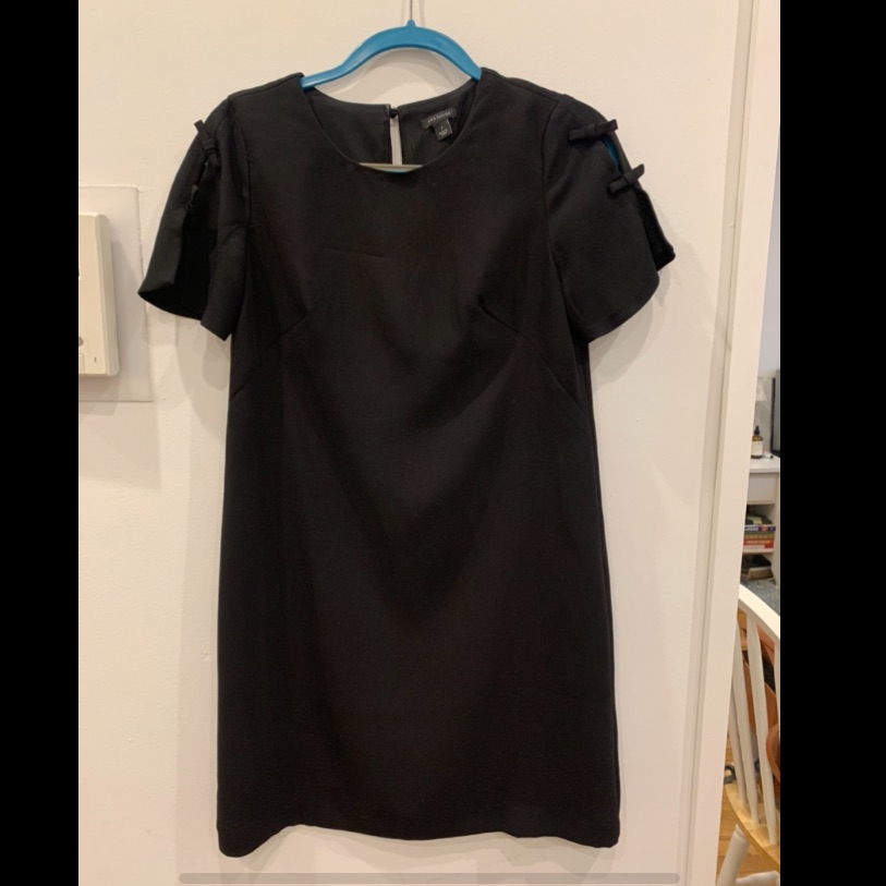 Ann Taylor Black Size 2 Dress